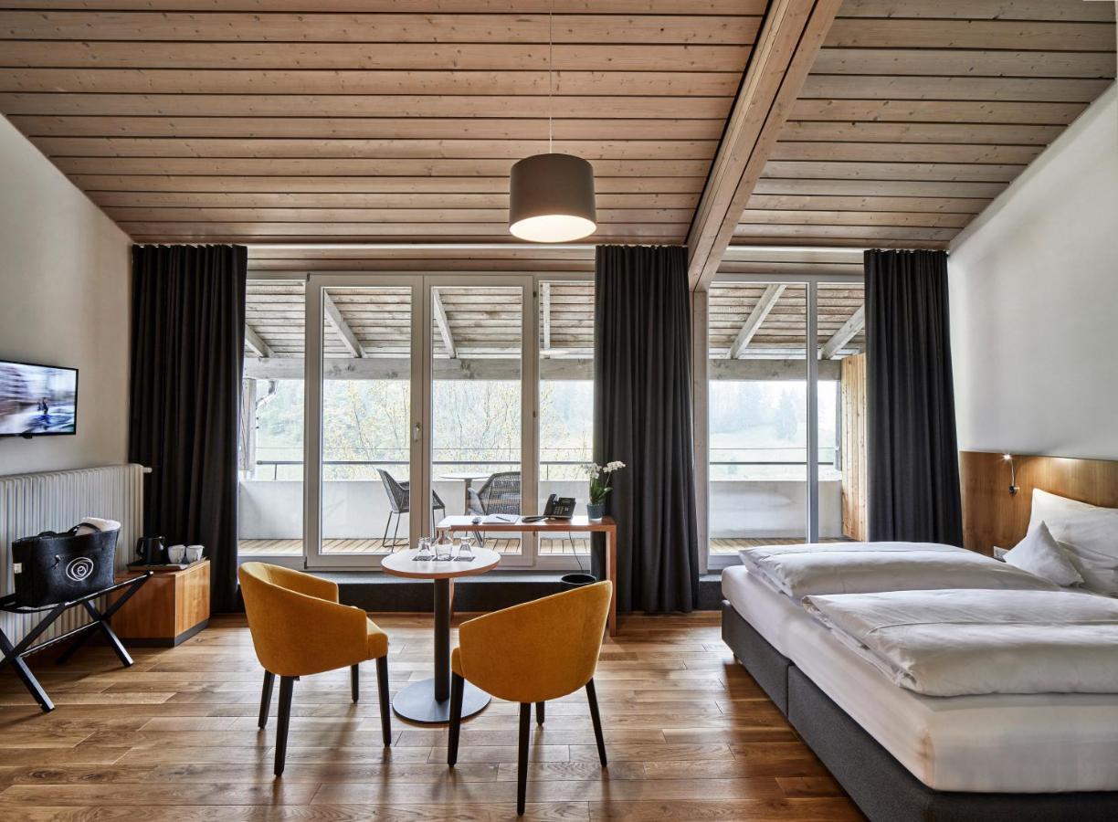 Elzland Hotel Pfauen Wellness & Spa Эльцах Экстерьер фото
